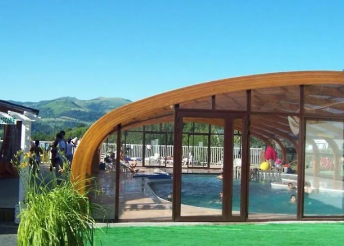 Mobil-home Avec Terrasse A Vic-sur-cere, 4 Personnes - Api-1-52-1251 Campsite Vic-sur-Cere